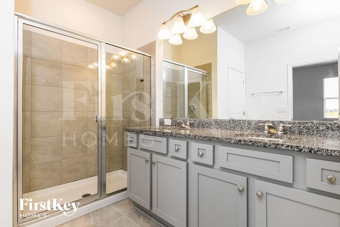 Building Photo - 1630 Isleta Lp
