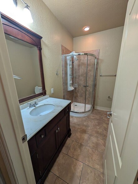 Building Photo - 5455 Rowley Rd