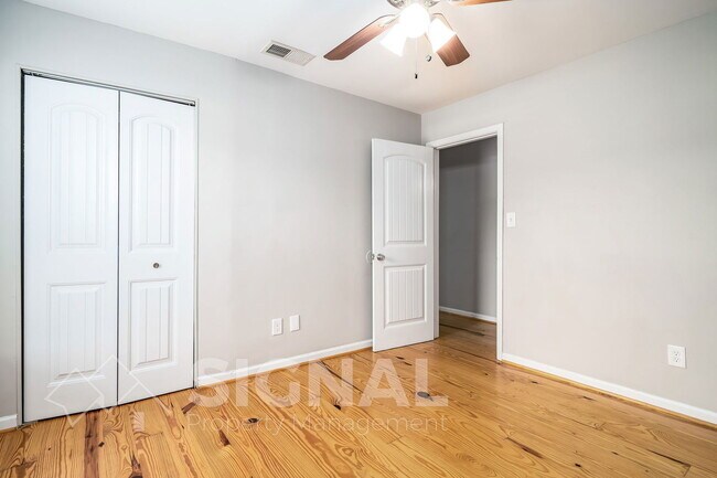 Building Photo - 4111 4th Ave S