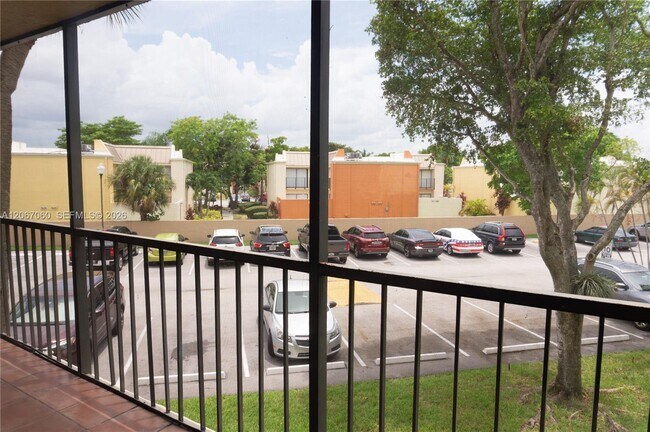 Building Photo - 8065 SW 107th Ave