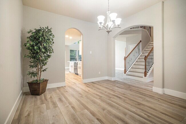 Building Photo - 210 Black Swan Pl