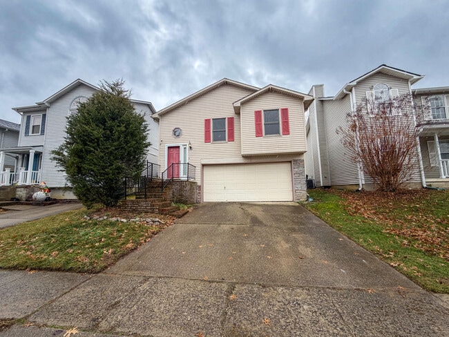 Building Photo - 352 Chase Pl