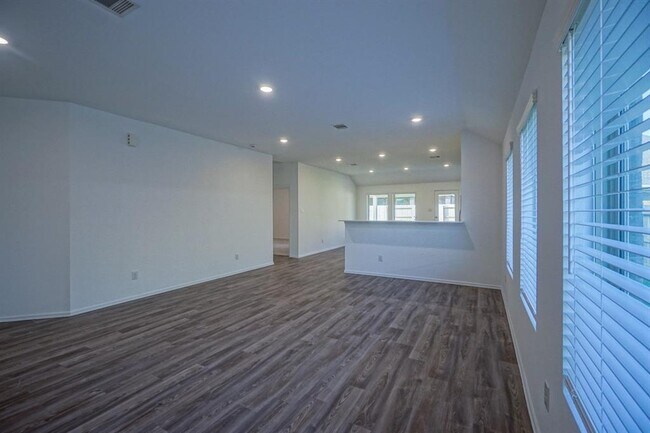 Building Photo - 5531 Knox Landing Dr