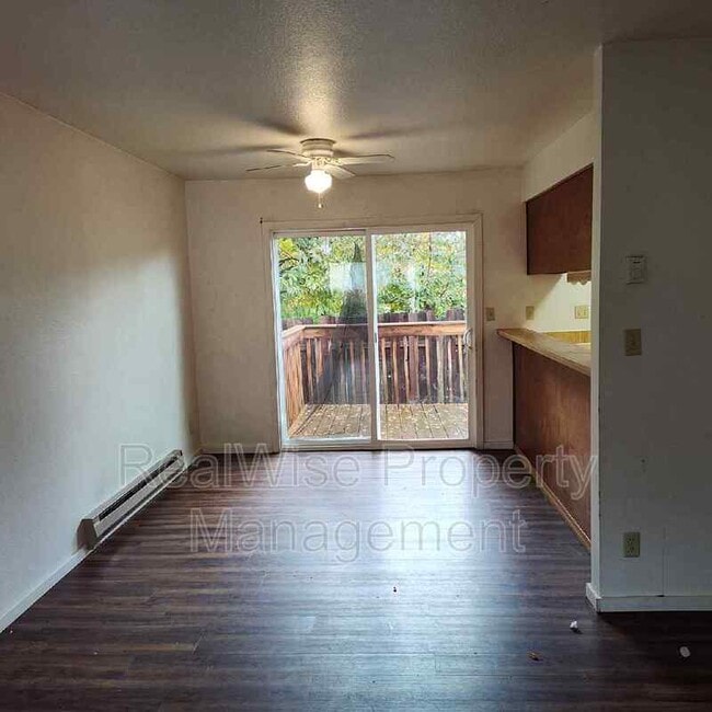 Building Photo - 1415 Bebeau Ln