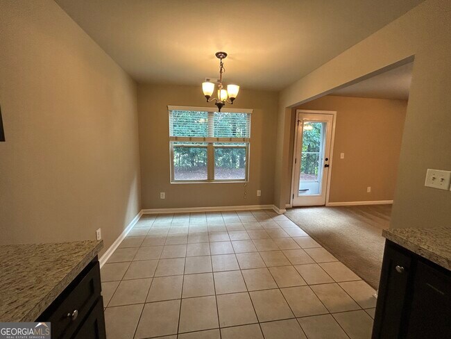 Building Photo - 150 Cypress Ct