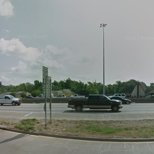 Building Photo - 5135 North Fwy