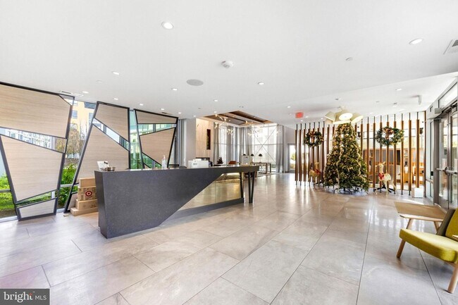 Building Photo - 145 Riverhaven Dr