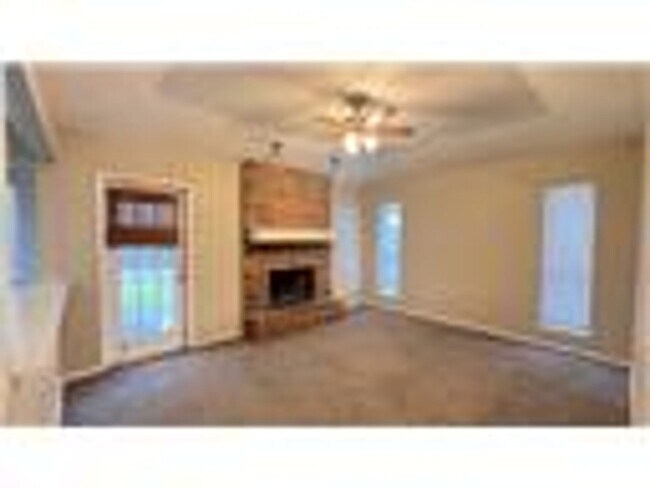 Building Photo - 3bd/2bth House
