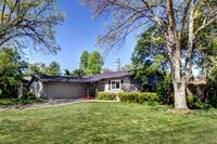 Building Photo - Adorable College Green 3 BDRM 2 BATH avail...