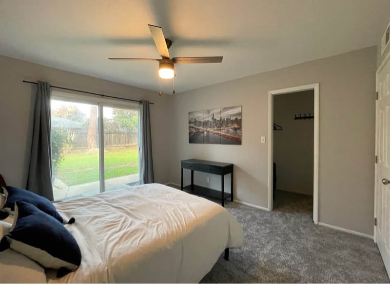 Building Photo - 3272 W Browning Ave