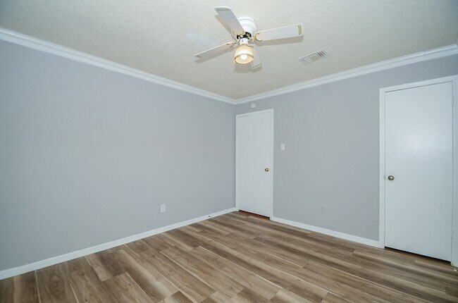 Building Photo - 12722 Ashford Brook Dr