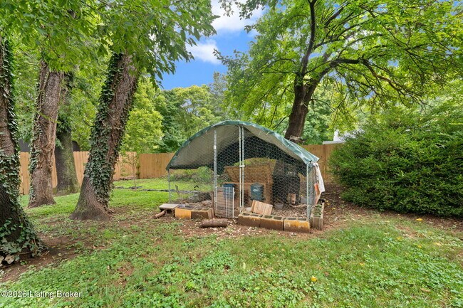 Building Photo - 609 Fenley Ave
