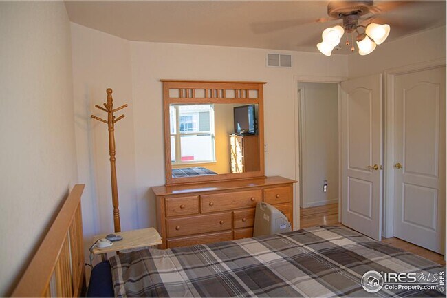 Building Photo - 1371 Saginaw Pointe Dr