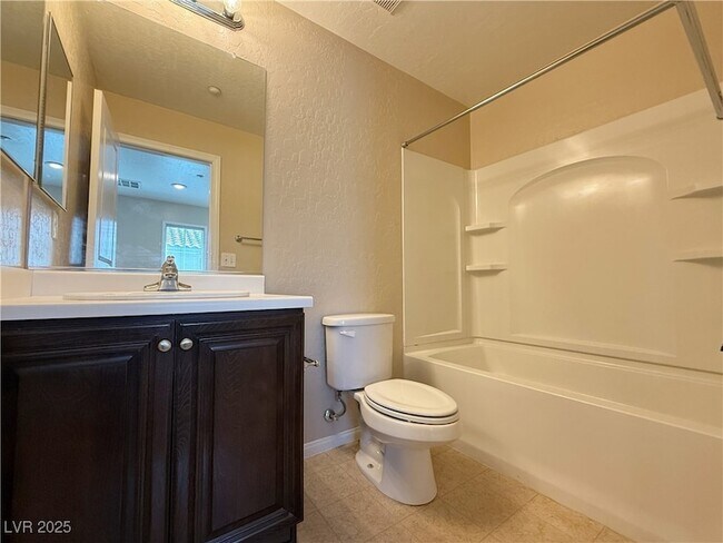 Building Photo - 4375 Braeburn Glen St