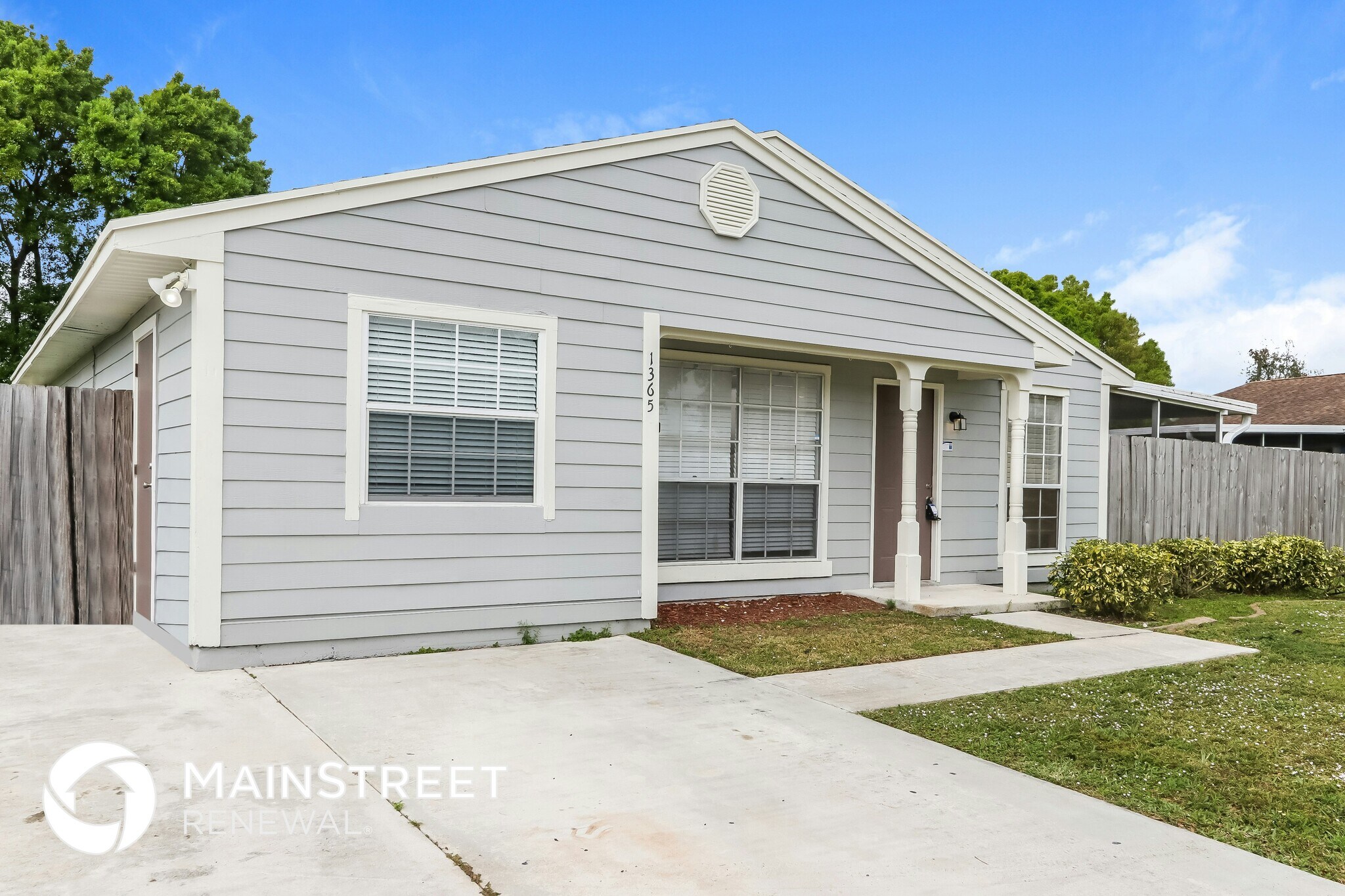 Building Photo - 1365 Savoyard Way