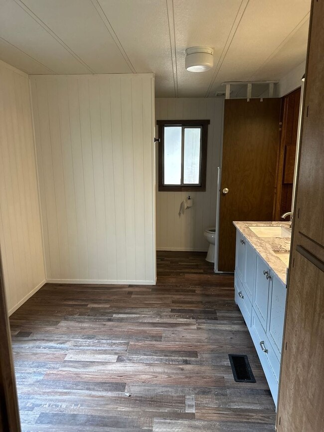 Building Photo - 18515 Freight Rd Ln