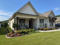 Building Photo - Rare rental opportunity in gated McMullen Cove community
