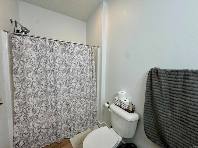 Building Photo - 3515 Lower Huntington Rd