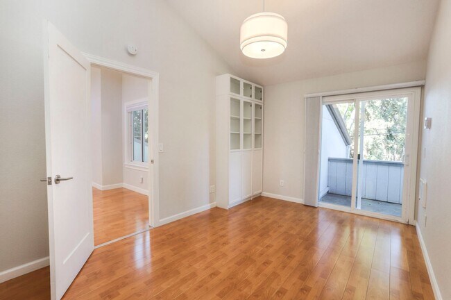 Building Photo - 2BR/2BA Top Floor Condo with EV Charger & 2 Balconies | Near Palo Alto | YouTube Tour