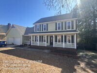 Building Photo - 6217 Lakehaven Dr