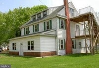 Building Photo - 1300 W Kings Hwy