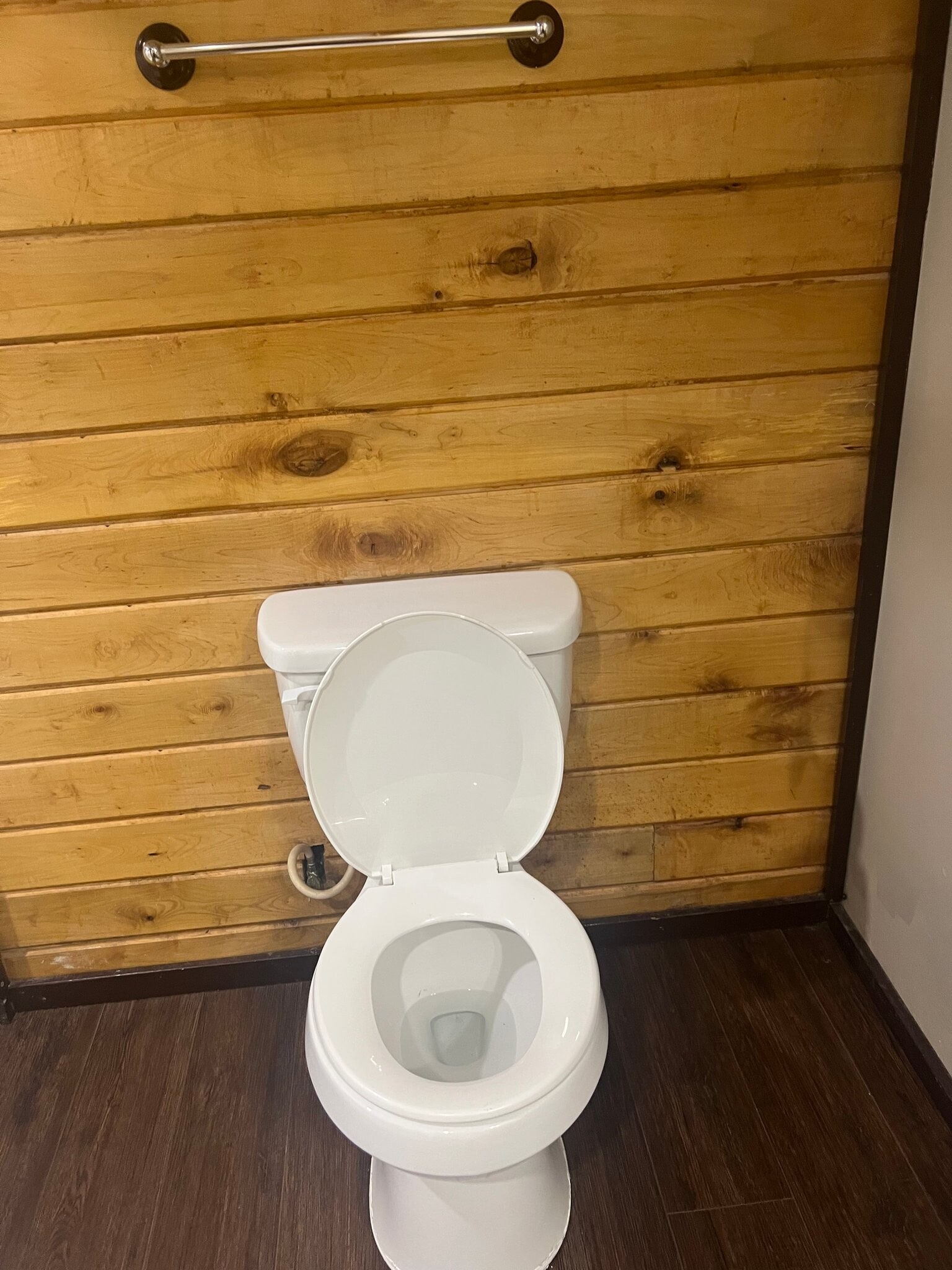 Building Photo - 1574 Armstrong Rd