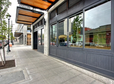 Building Photo - Trace North