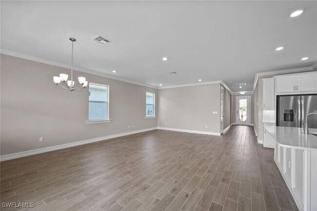Building Photo - 502 Kamari Cv