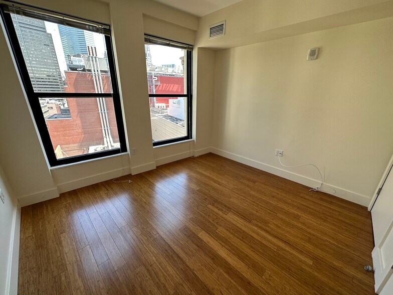 Building Photo - 25 Winter St