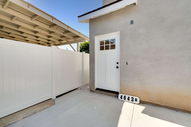 Building Photo - 4643 Pepperwood Ave