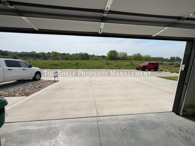 Building Photo - 232 Bristlecone Dr