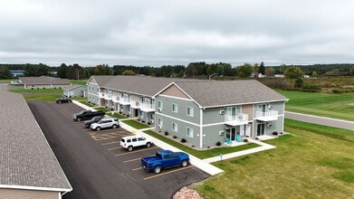 Building Photo - Alexander Estates Apartment Community