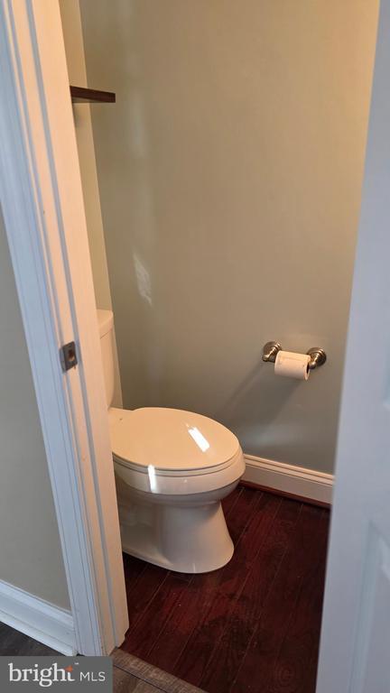 Building Photo - 1246 Quaker Ridge Dr