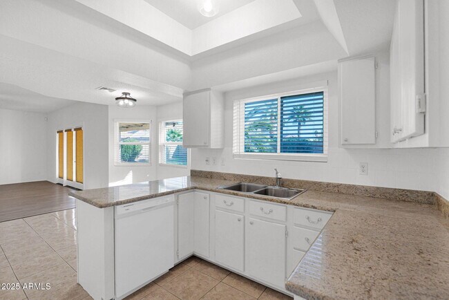 Building Photo - 3623 E Oraibi Dr