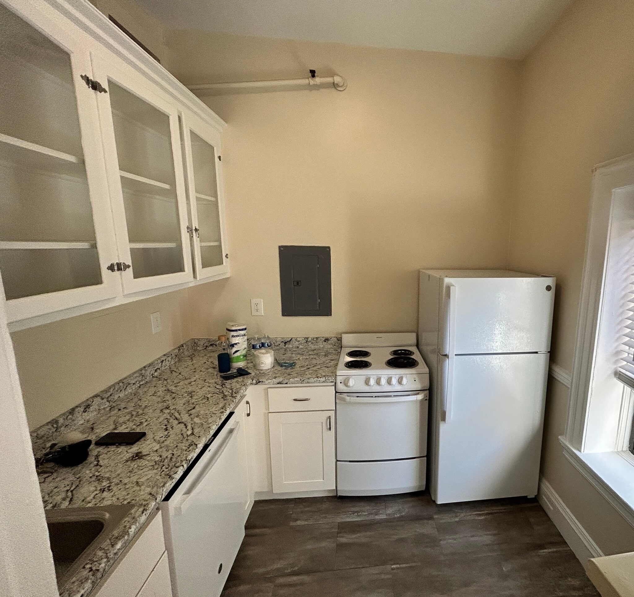 Building Photo - 1470 Beacon St