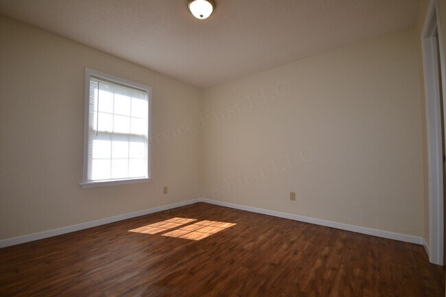 Building Photo - Marionville Southview I Apartments