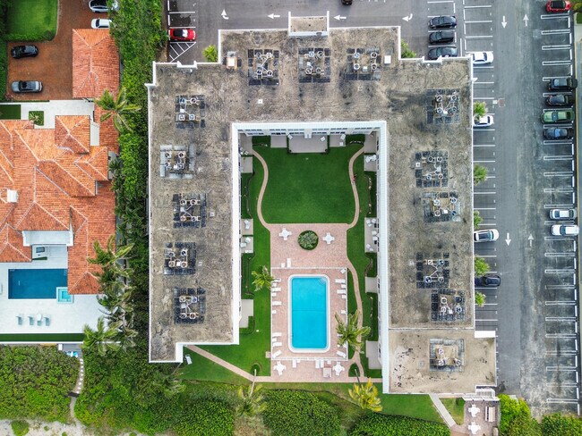 Building Photo - 3851 N Ocean Blvd
