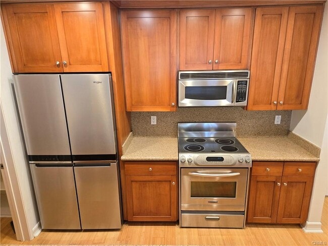 Building Photo - 901 10th St