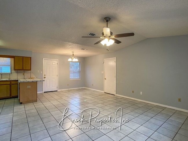 Building Photo - 1341 Dog Track Rd