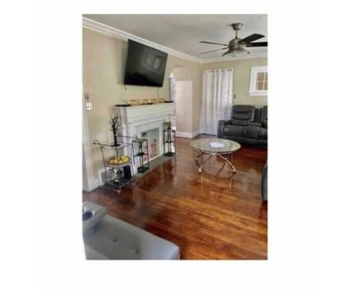 Building Photo - 17100 Maple Heights Blvd