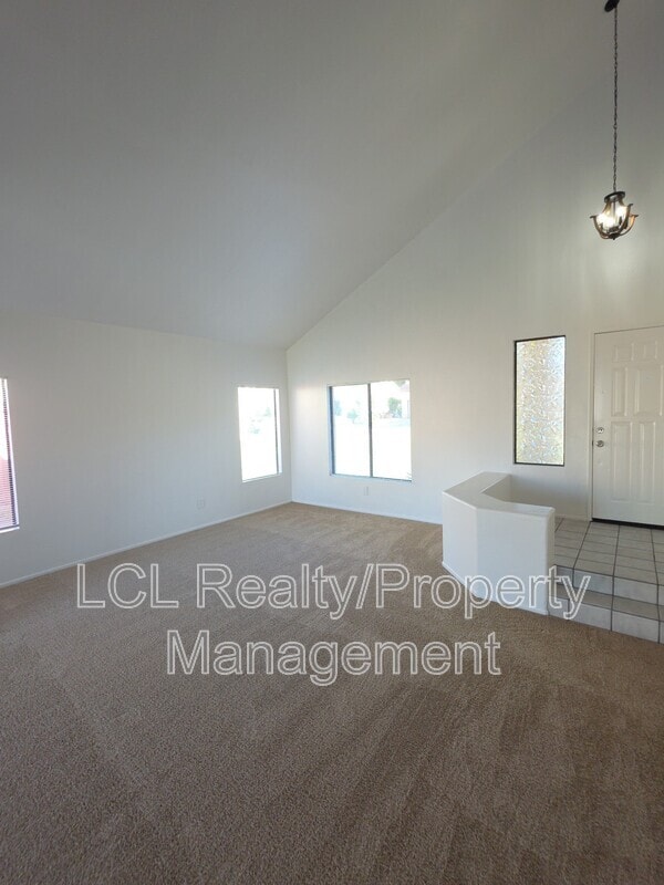 Building Photo - 35325 Billie Ann Rd