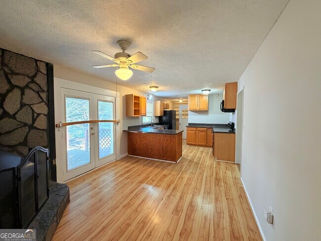 Building Photo - 13 Hearthwood Ct