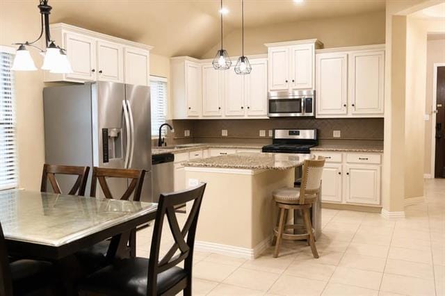 Building Photo - 2321 Petunia Ln