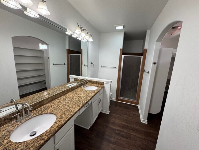 Building Photo - 7309 Bellini St