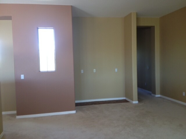 Building Photo - 27701 N Higuera Dr