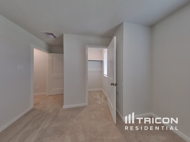 Building Photo - 11506 Prosperity Dr