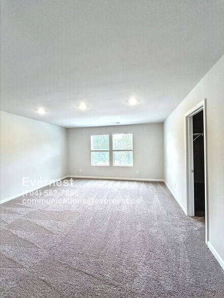 Building Photo - 2174 Willow Gln Dr