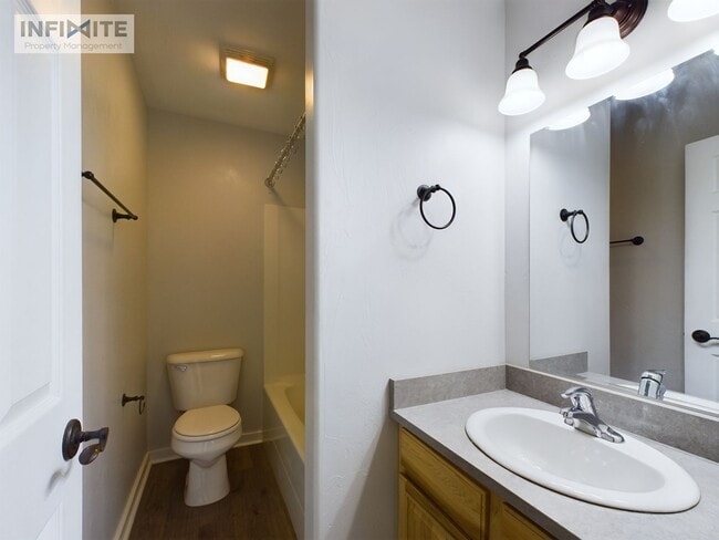 Building Photo - Immaculate 3 Bedroom in Bozeman