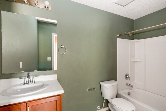 Building Photo - Three Bedroom, 2 Bathroom in newer Subdivision