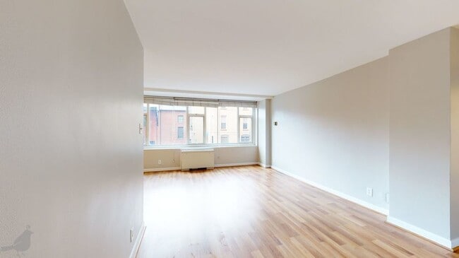 Building Photo - 1545 18th St NW